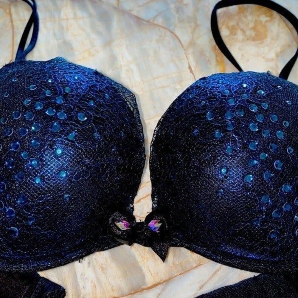 2014 Victorias‎ Secret Bra Fashion Show Crystal Navy Foil Lace 32C